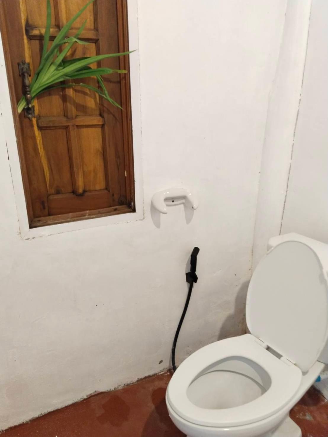 Tiki Bar-Kantiang Guesthouse Ko Lanta Exteriör bild